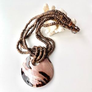 Beautiful Style & Co Brown shell necklace, NWT, never worn